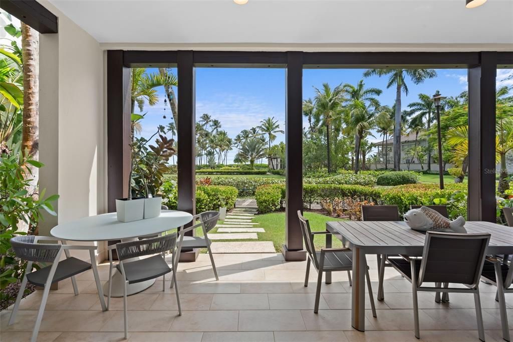 For Sale: $3,250,000 (2 beds, 3 baths, 1823 Square Feet)