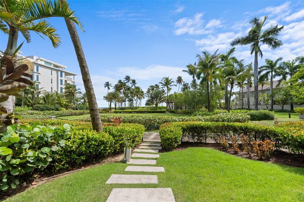 For Sale: $3,250,000 (2 beds, 3 baths, 1823 Square Feet)