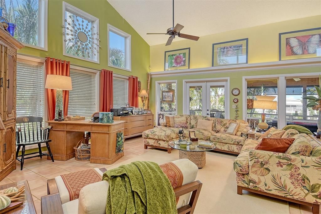 Active With Contract: $1,350,000 (3 beds, 2 baths, 2246 Square Feet)