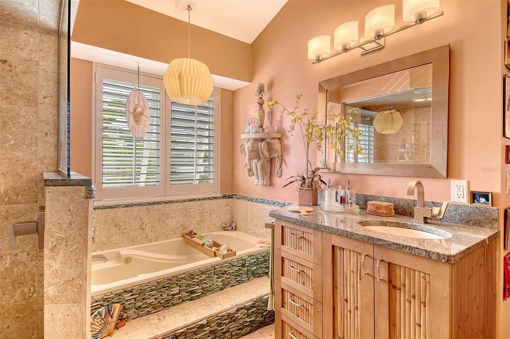 Active With Contract: $1,350,000 (3 beds, 2 baths, 2246 Square Feet)