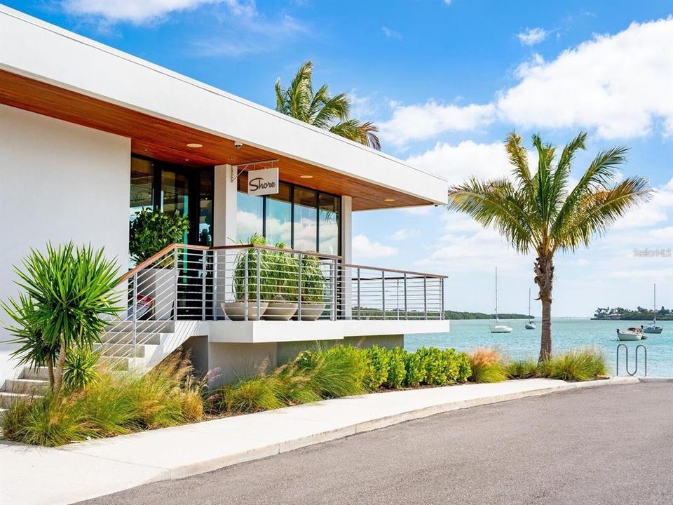 Active With Contract: $1,350,000 (3 beds, 2 baths, 2246 Square Feet)