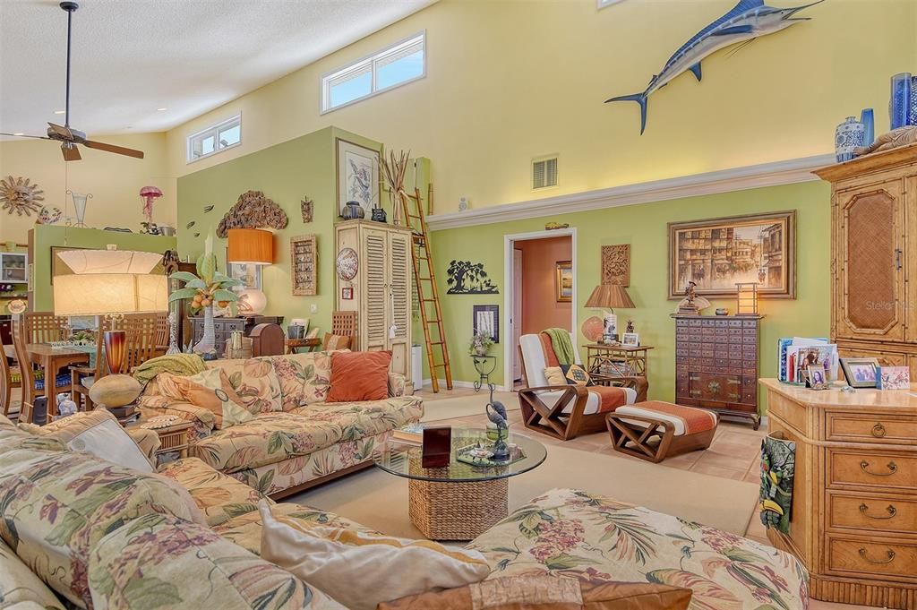 Active With Contract: $1,350,000 (3 beds, 2 baths, 2246 Square Feet)