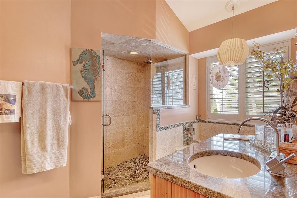 Active With Contract: $1,350,000 (3 beds, 2 baths, 2246 Square Feet)