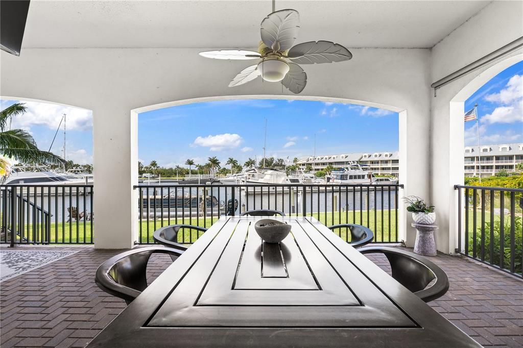 待售: $1,325,000 (3 贝兹, 2 浴室, 2807 平方英尺)