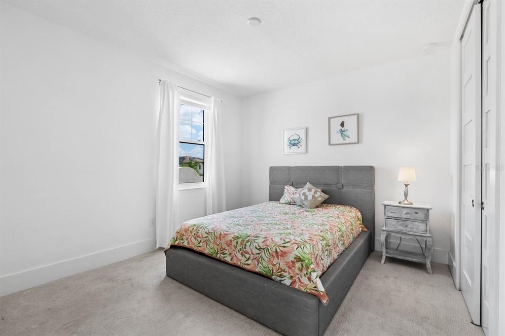 待售: $1,325,000 (3 贝兹, 2 浴室, 2807 平方英尺)