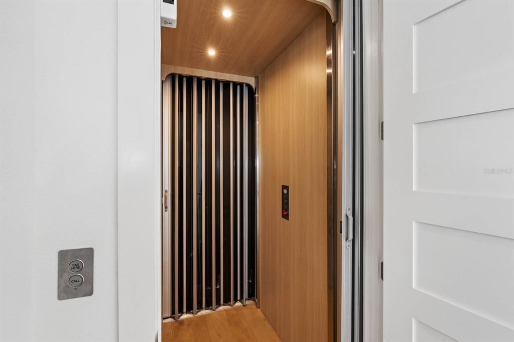 待售: $1,325,000 (3 贝兹, 2 浴室, 2807 平方英尺)