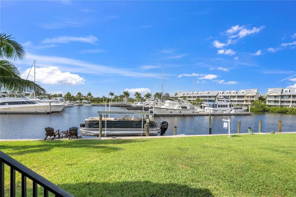 待售: $1,325,000 (3 贝兹, 2 浴室, 2807 平方英尺)