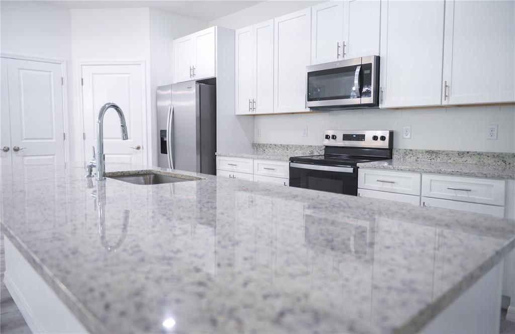 В аренду: $1,850 (3 спален, 2 ванн, 200 Квадратных фут)