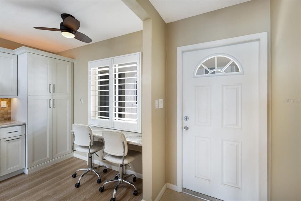 待售: $749,000 (1 贝兹, 1 浴室, 832 平方英尺)