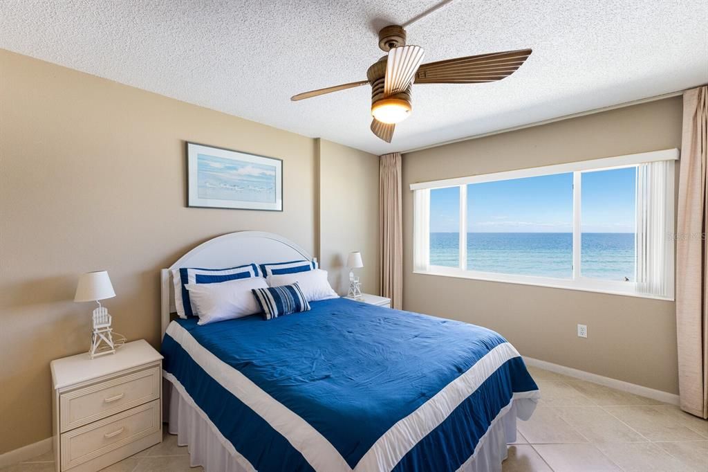 待售: $749,000 (1 贝兹, 1 浴室, 832 平方英尺)