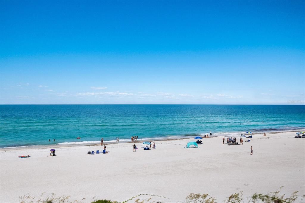 待售: $749,000 (1 贝兹, 1 浴室, 832 平方英尺)