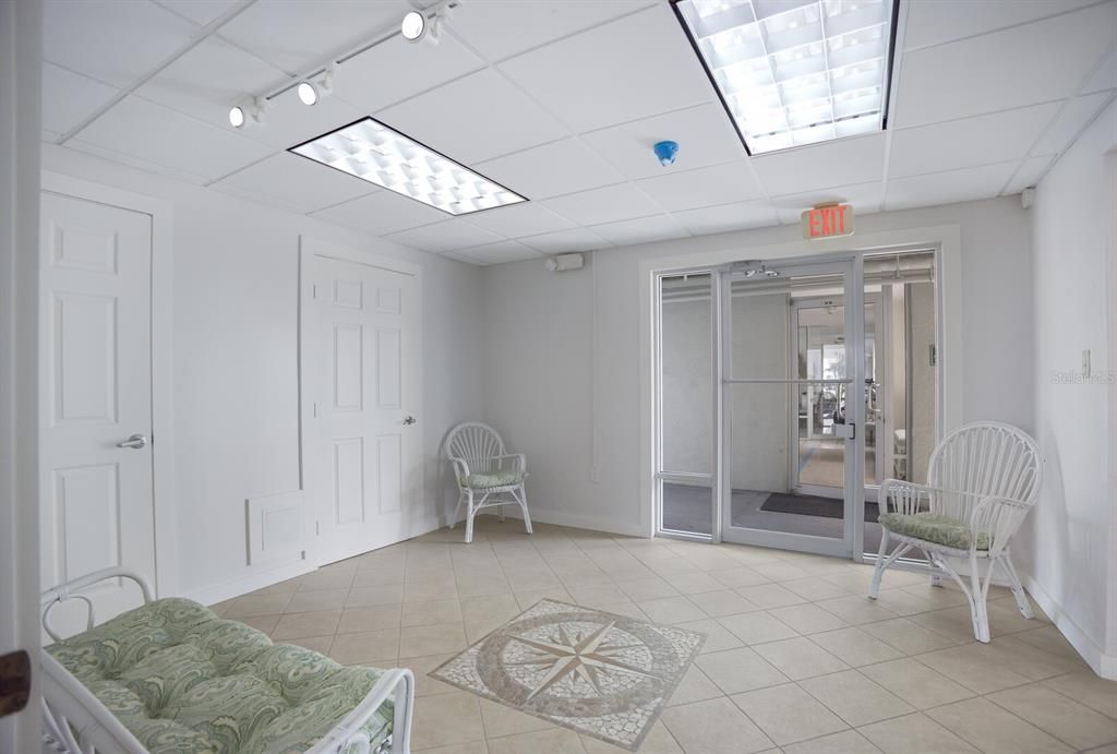 待售: $749,000 (1 贝兹, 1 浴室, 832 平方英尺)