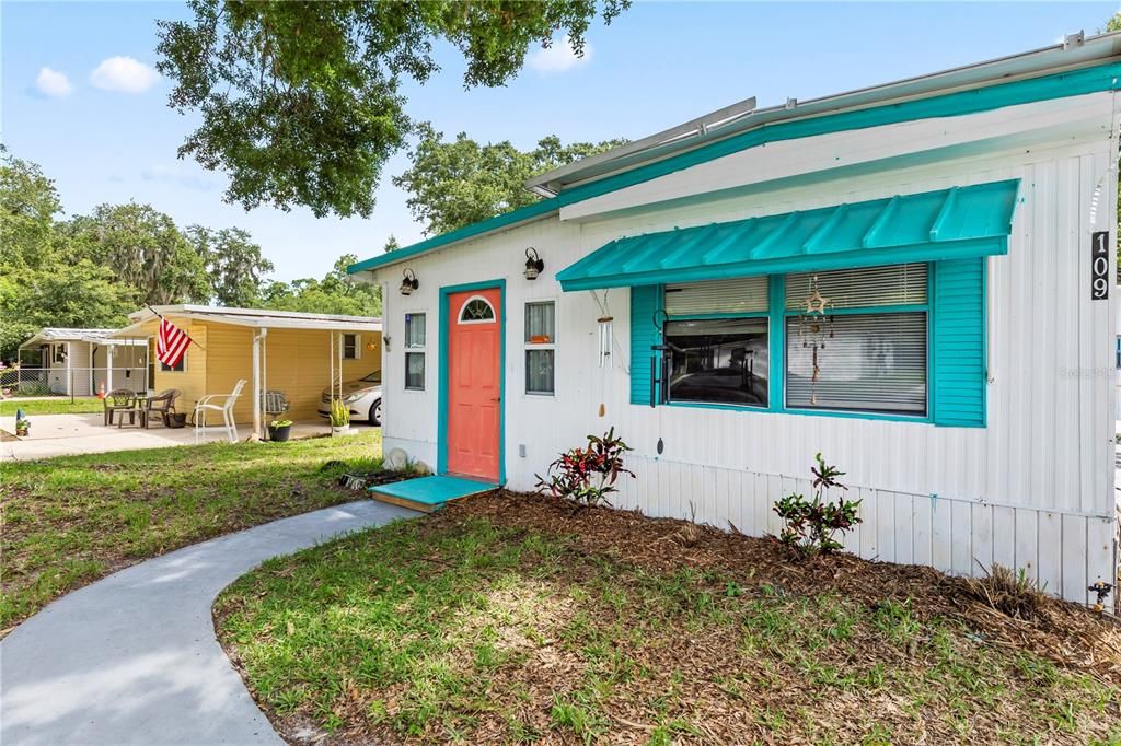 For Sale: $140,000 (3 beds, 2 baths, 1122 Square Feet)