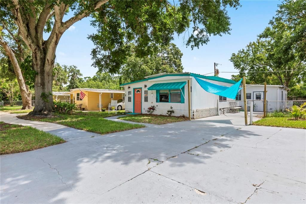 For Sale: $140,000 (3 beds, 2 baths, 1122 Square Feet)