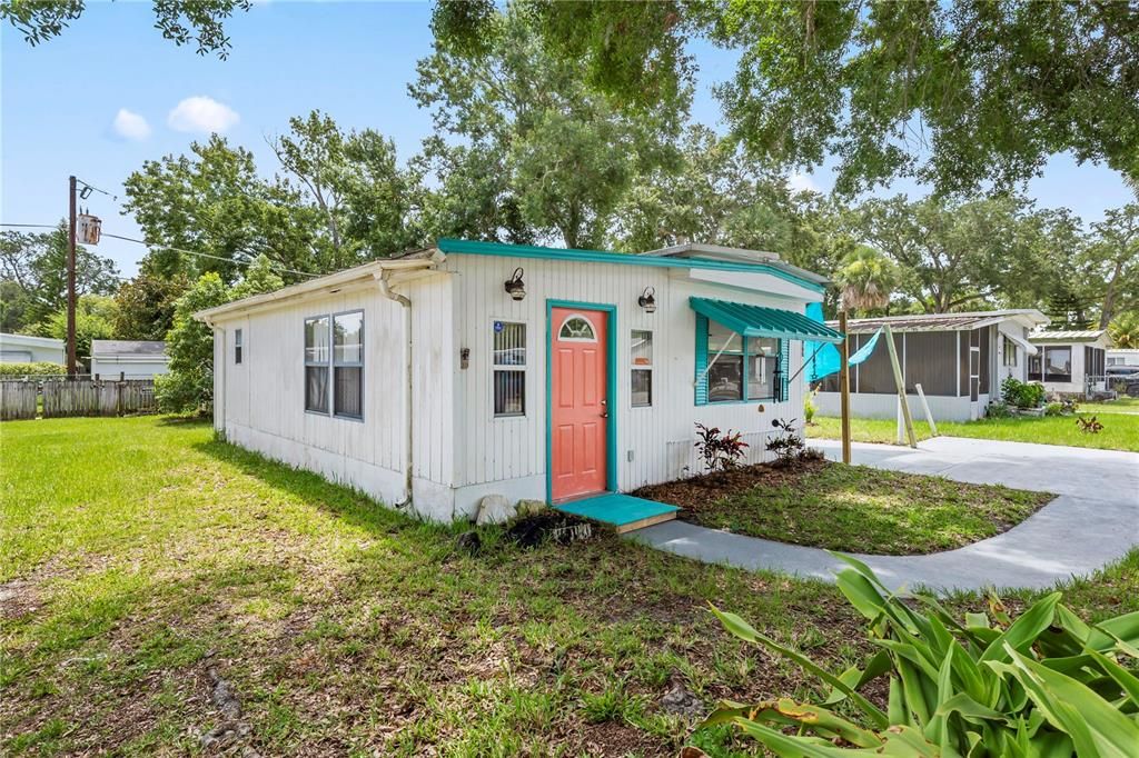 For Sale: $140,000 (3 beds, 2 baths, 1122 Square Feet)