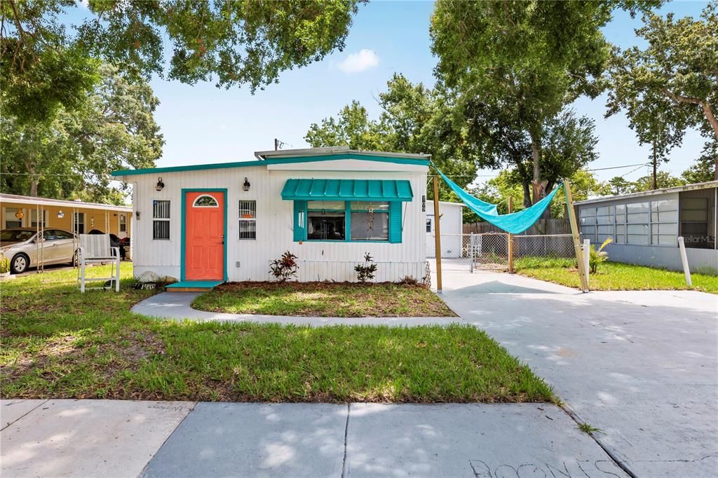 For Sale: $140,000 (3 beds, 2 baths, 1122 Square Feet)