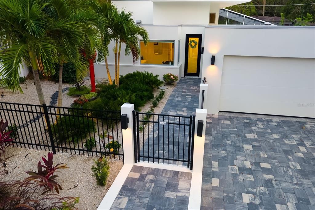 Под контрактом: $1,499,000 (3 спален, 3 ванн, 1920 Квадратных фут)