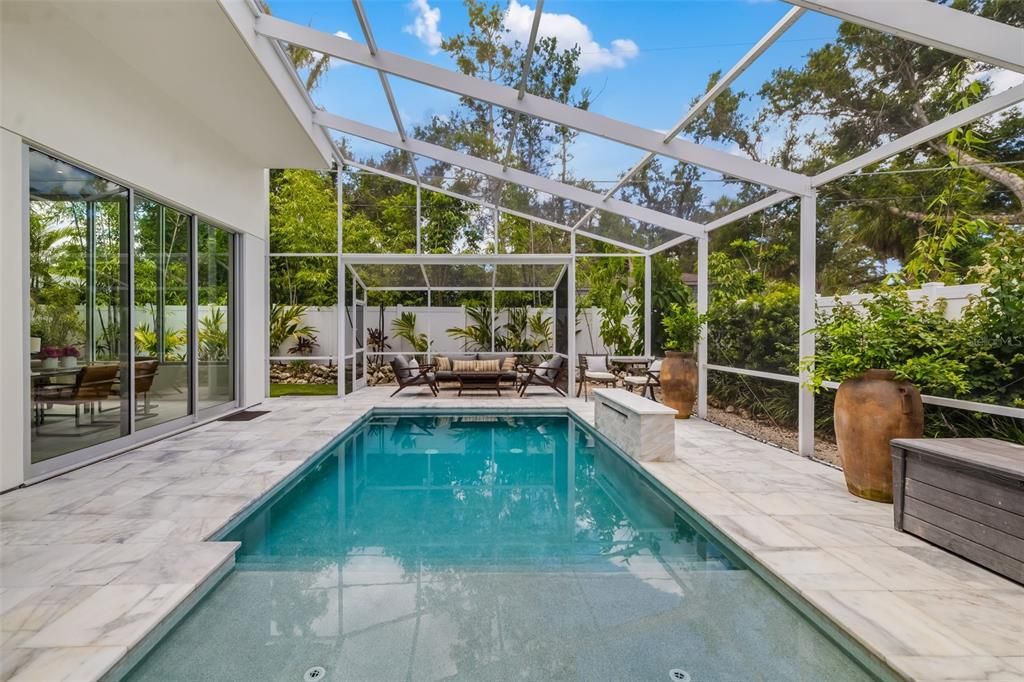 Под контрактом: $1,499,000 (3 спален, 3 ванн, 1920 Квадратных фут)