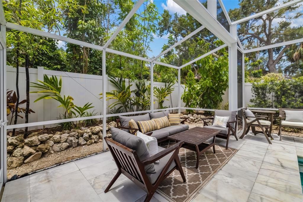 Под контрактом: $1,499,000 (3 спален, 3 ванн, 1920 Квадратных фут)