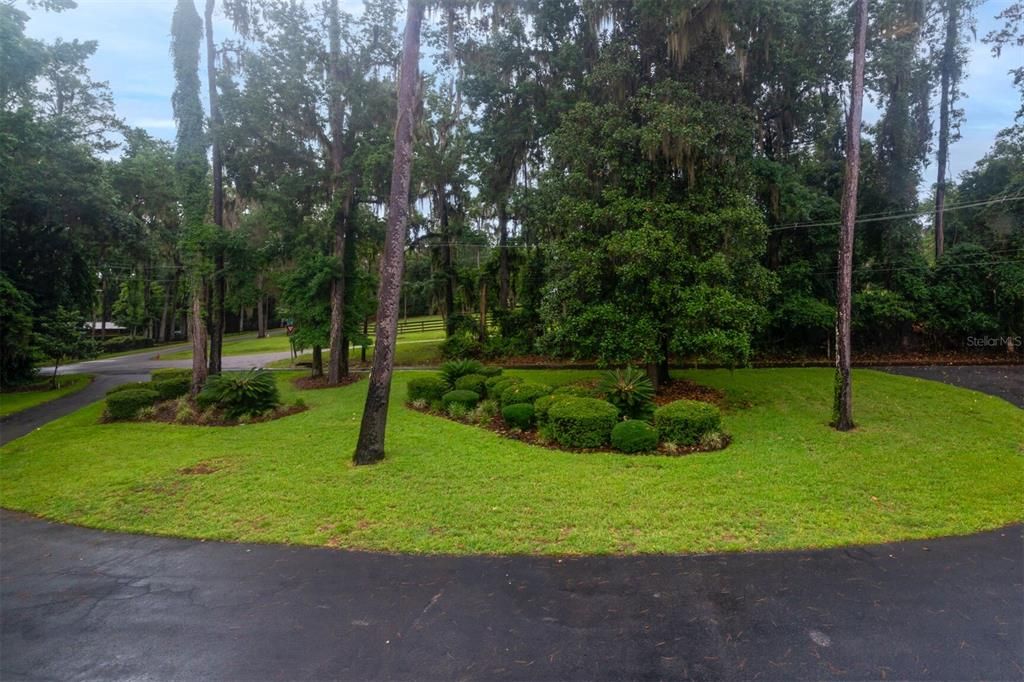 En Venta: $1,050,000 (4 camas, 3 baños, 4142 Pies cuadrados)