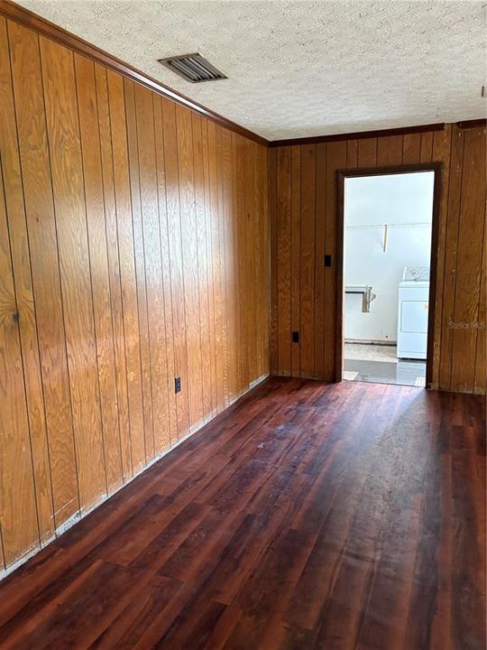 For Sale: $390,000 (3 beds, 2 baths, 2311 Square Feet)