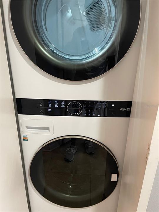 Под контрактом: $175,000 (3 спален, 2 ванн, 1151 Квадратных фут)