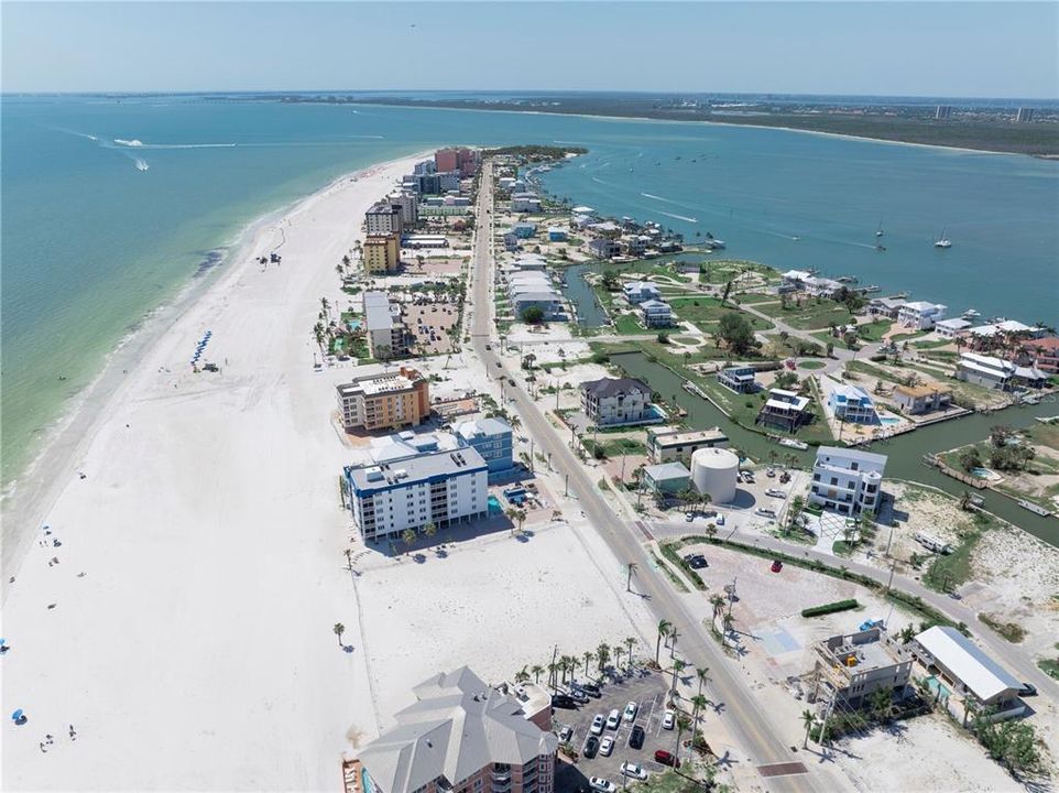 На продажу: $28,350,000 (0 спален, 0 ванн, 0 Квадратных фут)