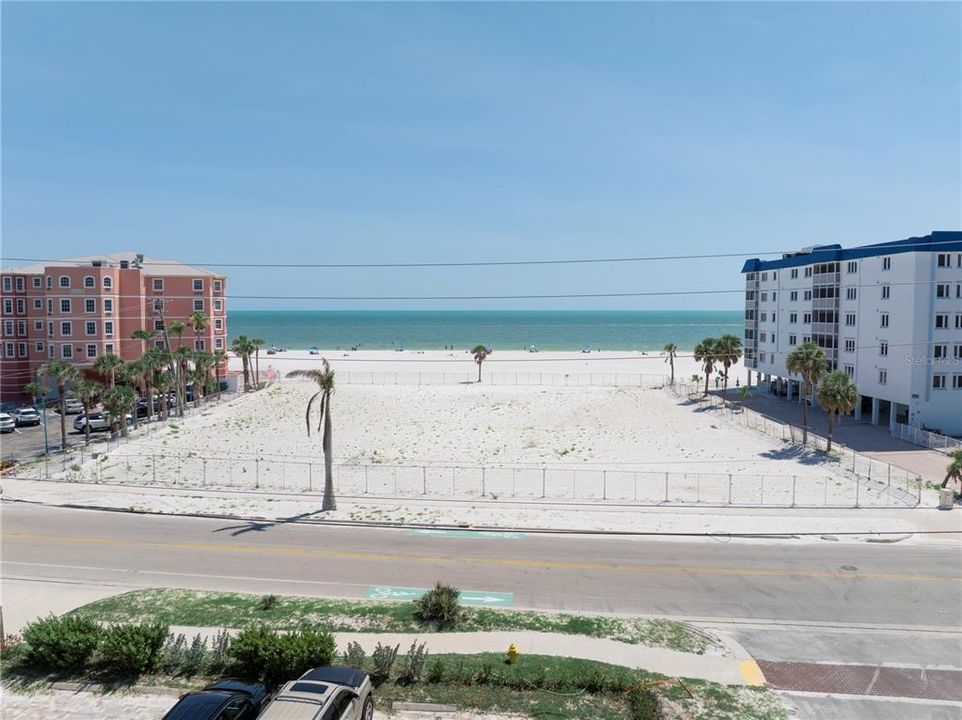 На продажу: $28,350,000 (0 спален, 0 ванн, 0 Квадратных фут)