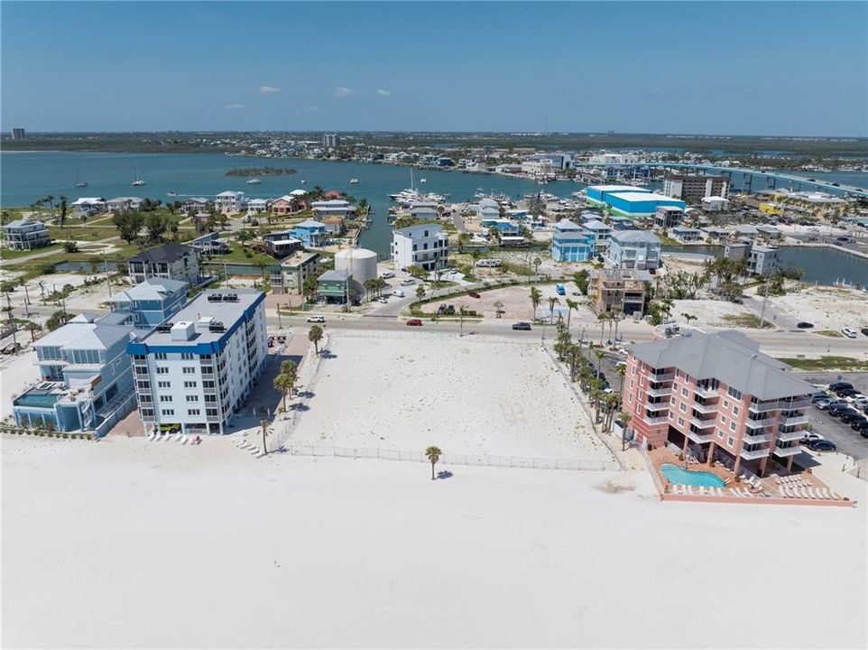 На продажу: $28,350,000 (0 спален, 0 ванн, 0 Квадратных фут)