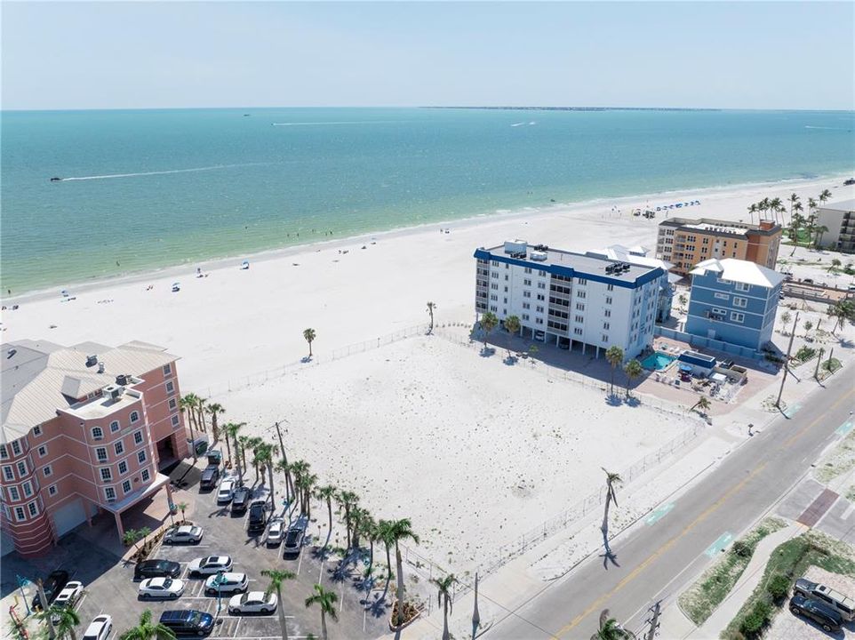 На продажу: $28,350,000 (0 спален, 0 ванн, 0 Квадратных фут)