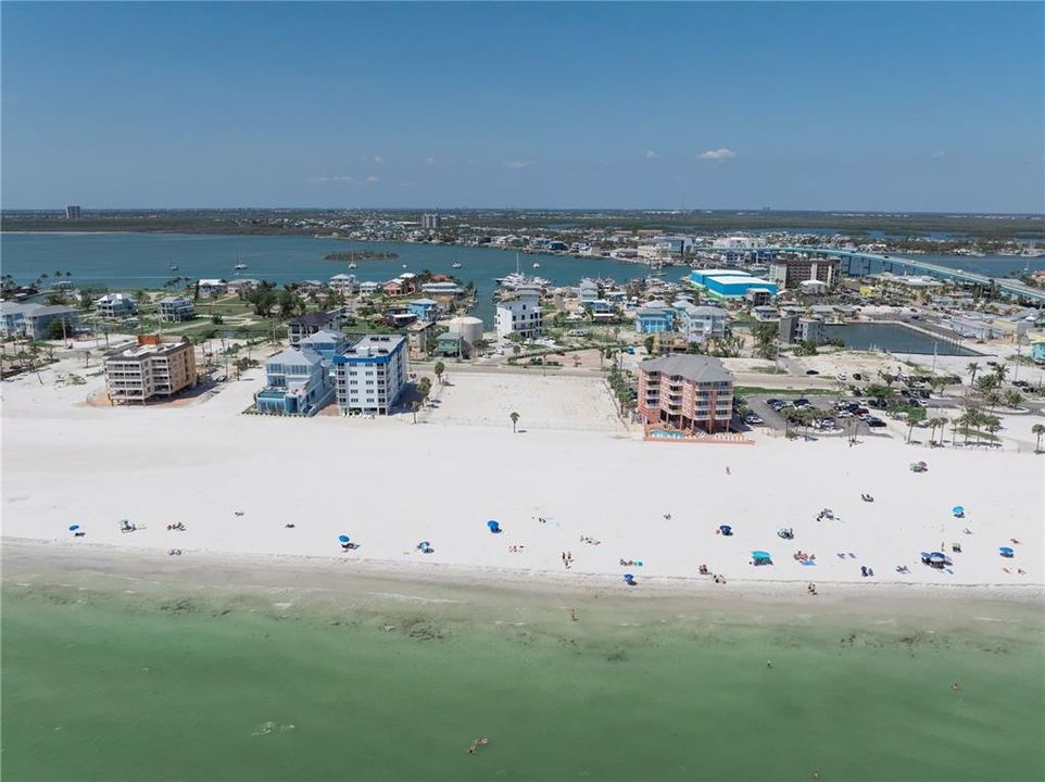 На продажу: $28,350,000 (0 спален, 0 ванн, 0 Квадратных фут)