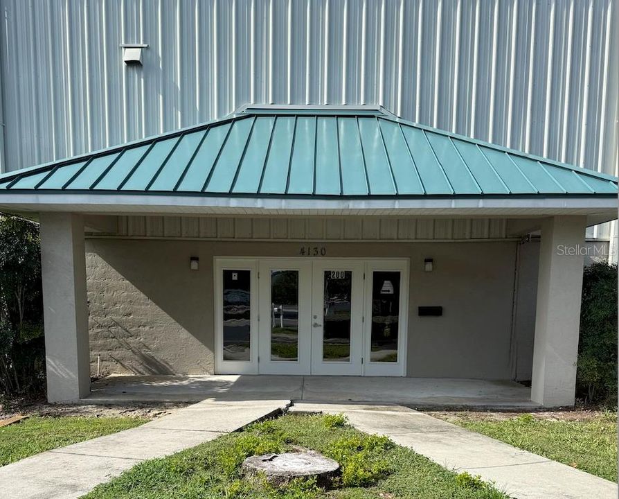 待售: $12,000 (0 贝兹, 0 浴室, 858 平方英尺)