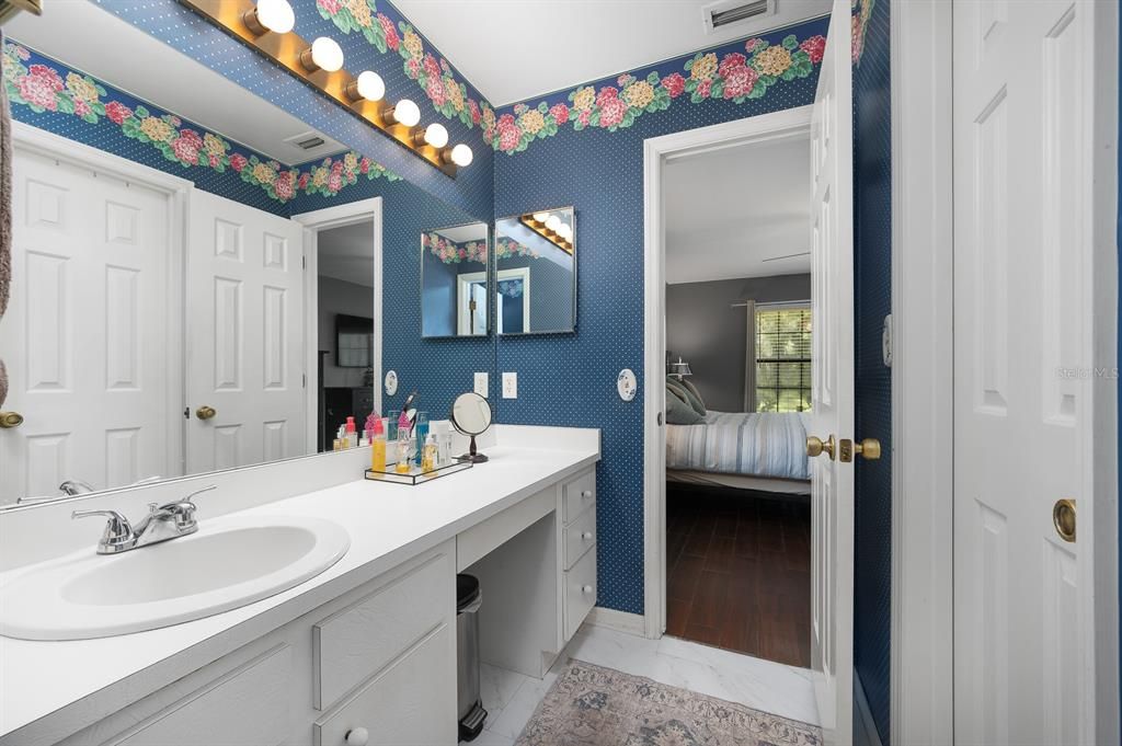 Active With Contract: $440,000 (4 beds, 2 baths, 2252 Square Feet)