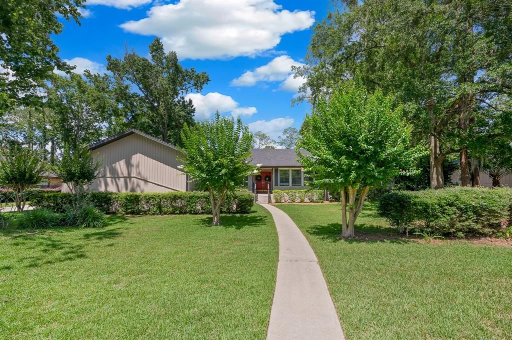 Active With Contract: $440,000 (4 beds, 2 baths, 2252 Square Feet)