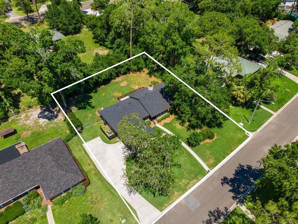 Active With Contract: $440,000 (4 beds, 2 baths, 2252 Square Feet)