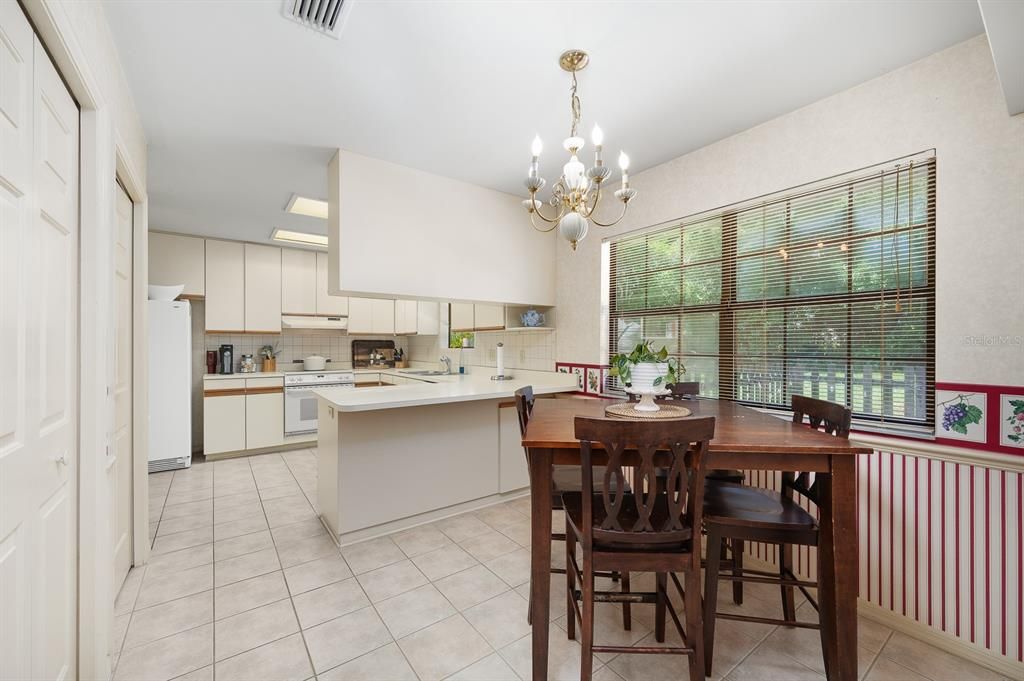 Active With Contract: $440,000 (4 beds, 2 baths, 2252 Square Feet)