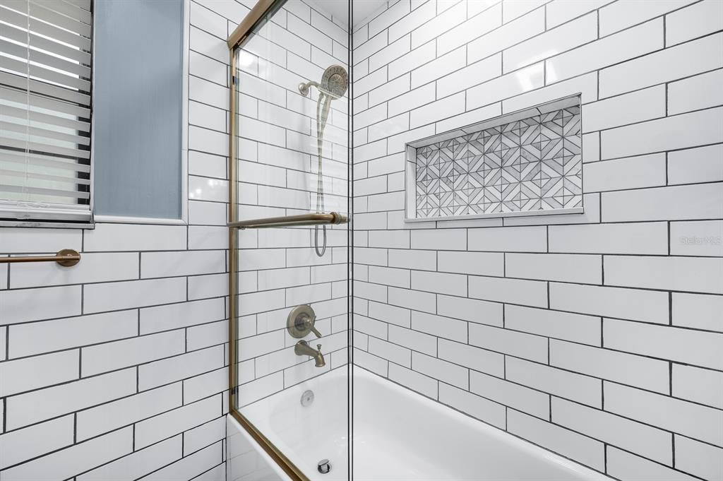 Active With Contract: $440,000 (4 beds, 2 baths, 2252 Square Feet)