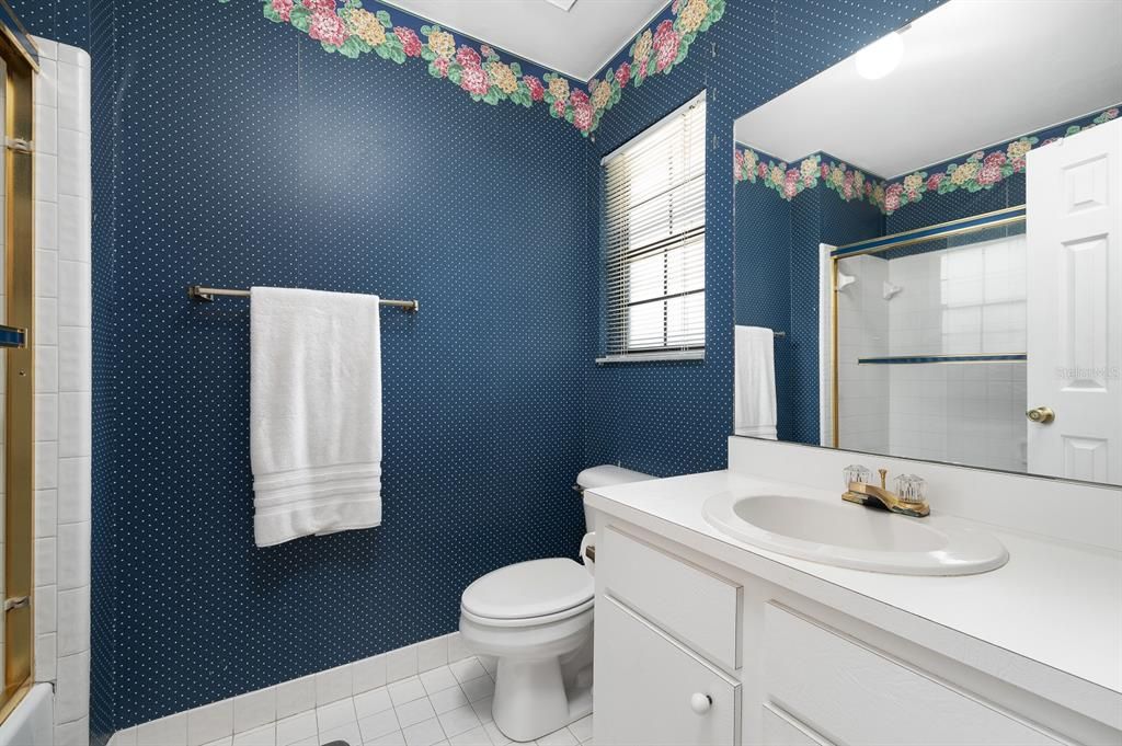 Active With Contract: $440,000 (4 beds, 2 baths, 2252 Square Feet)