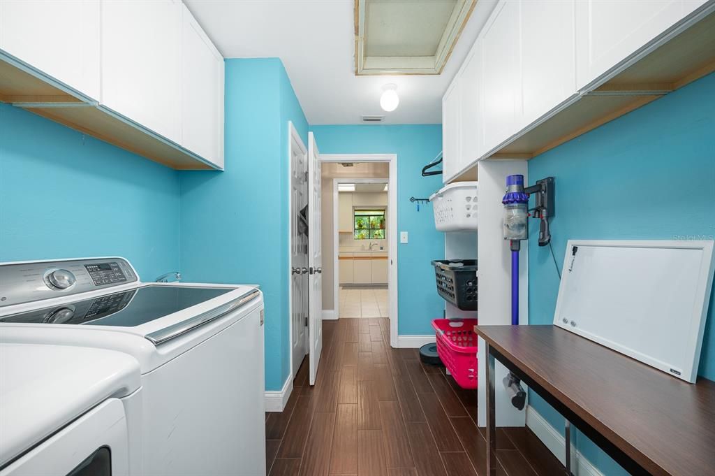 Active With Contract: $440,000 (4 beds, 2 baths, 2252 Square Feet)