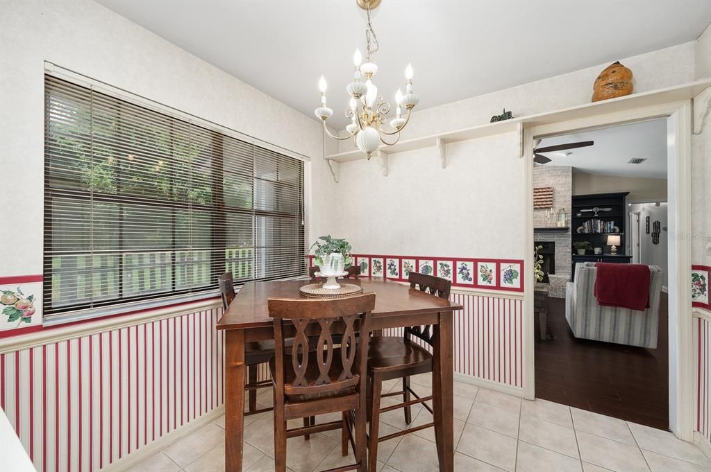 Active With Contract: $440,000 (4 beds, 2 baths, 2252 Square Feet)