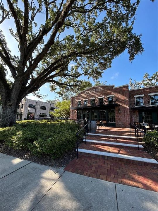 For Sale: $1,450,000 (3 beds, 3 baths, 2502 Square Feet)