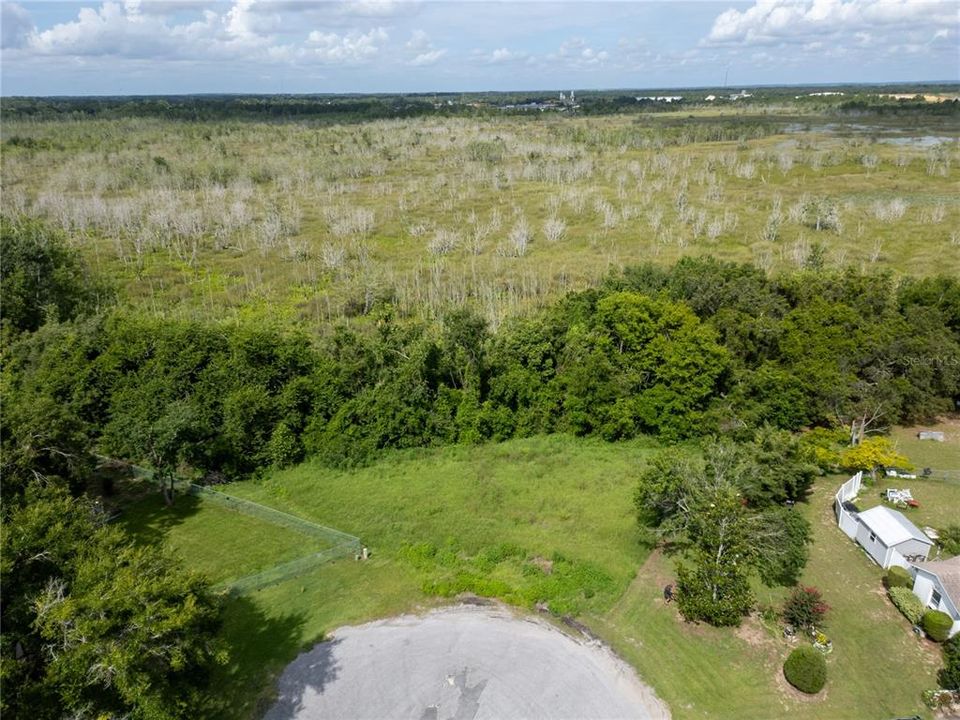 En Venta: $40,000 (0.83 acres)