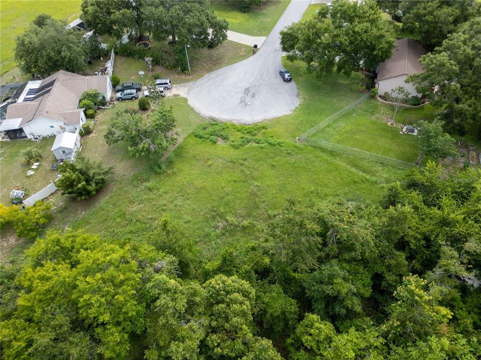 En Venta: $40,000 (0.83 acres)