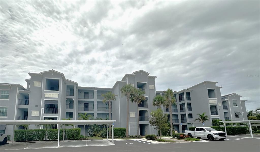 For Rent: $4,000 (2 beds, 2 baths, 1120 Square Feet)