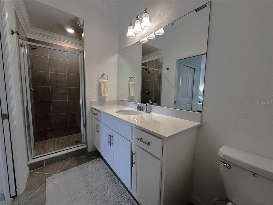 For Rent: $4,000 (2 beds, 2 baths, 1120 Square Feet)