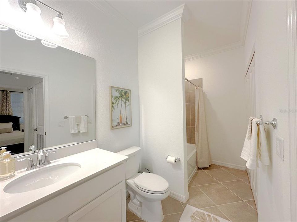 For Rent: $4,000 (2 beds, 2 baths, 1120 Square Feet)