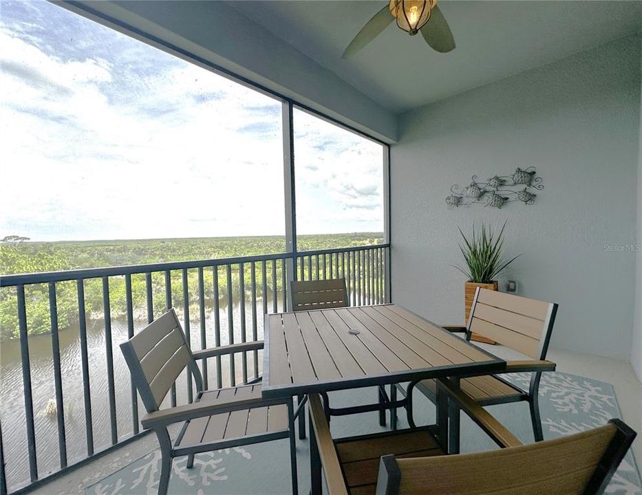 For Rent: $4,000 (2 beds, 2 baths, 1120 Square Feet)