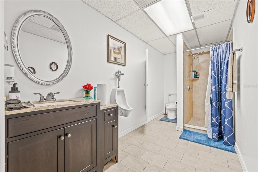 合同活跃: $899,000 (0 贝兹, 0 浴室, 8508 平方英尺)