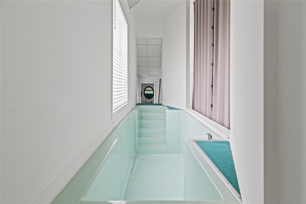 合同活跃: $899,000 (0 贝兹, 0 浴室, 8508 平方英尺)