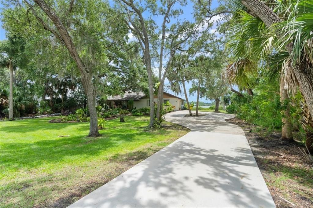 待售: $749,000 (3 贝兹, 2 浴室, 1812 平方英尺)